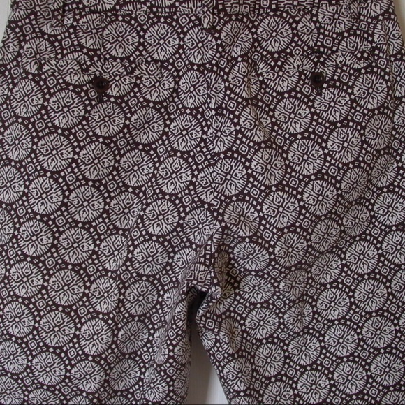 -SOLD- Talbots  Bermuda Shorts Stretch Patterned - Picture 6 of 7